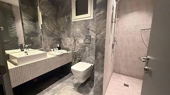 Clowzer Hotel