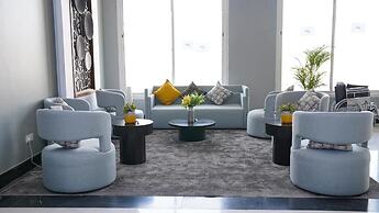 Clowzer Hotel