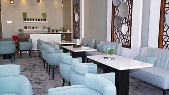 Clowzer Hotel