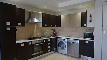 Seaside Apartment at Big Bay Beach