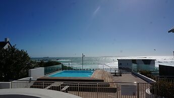 Seaside Apartment at Big Bay Beach