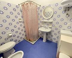 Cozy Flat 370m From the Beach