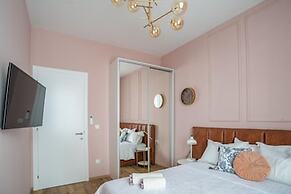Prime City Center Studio in Split - Walk to Diocletian's Palace