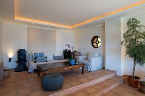 Crete Thea Beachfront Escape With Pool Seaviews
