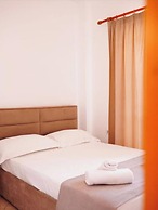 Corner Hotel