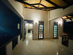 GB Royal Stay Nuwara Wewa