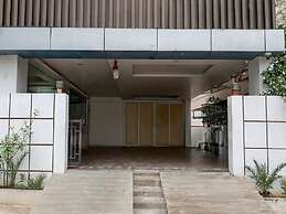 Super Townhouse V Hotel