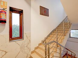 Super Townhouse V Hotel