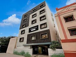 Super Townhouse V Hotel