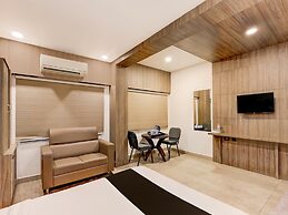 Super Townhouse V Hotel