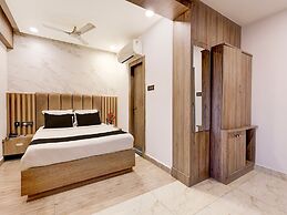 Super Townhouse V Hotel