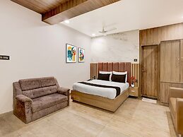 Super Townhouse V Hotel