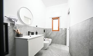 Newhouse Cavour Deluxe