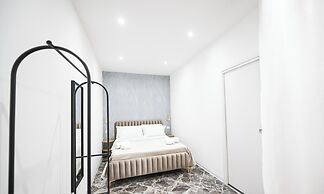 Newhouse Cavour Deluxe
