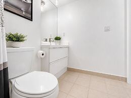 Palmerston Luxe Hotel