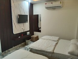 Hindustan Royal Inn