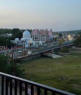 Hindustan Royal Inn