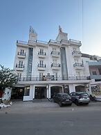 Hindustan Royal Inn