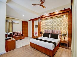 Classic With Balcony Near Medanta