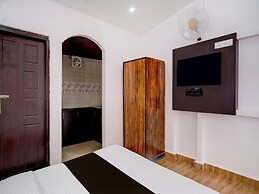 Deluxe55 Pillars House