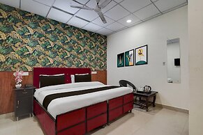 Saver Double Hotel O Sec 58 Hotel Alpha