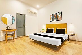 Deluxe Vijay Khand Gomti Nagar