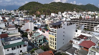 S Hotel Nha Trang