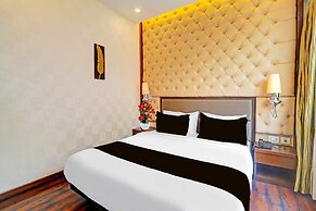 Deluxe With Twin Bed Sitabuldi Station
