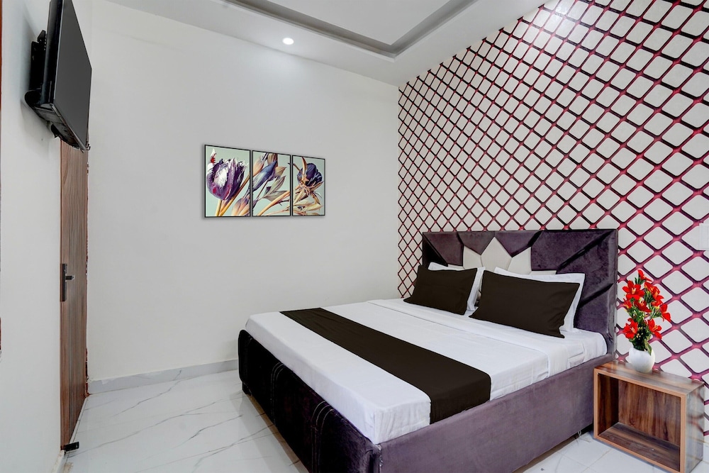 Deluxehotel Holiday Spot