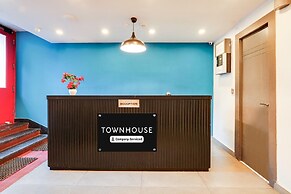 Premium BTM Layout Q Rooms