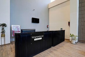 Deluxe Townhouse Gomti Nagar Matiyari