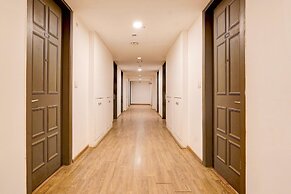 Super Deluxe Room Gomti Nagar Matiyari