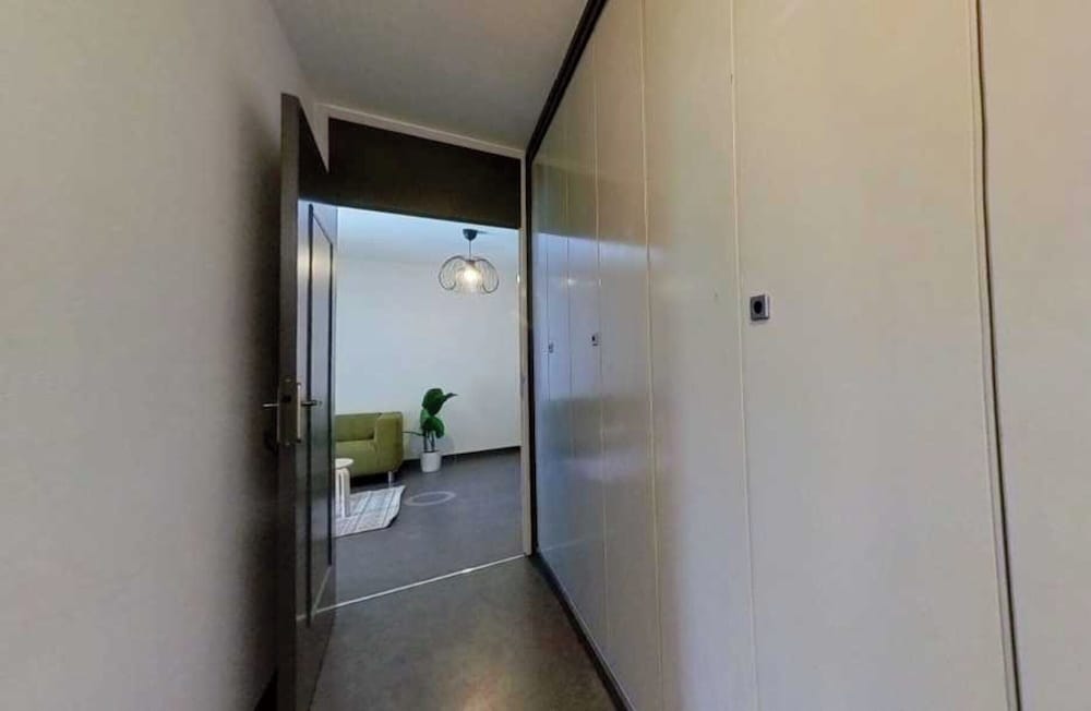 Private Room in a Shared Flat - Lyon 8 e