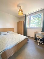 Private Room in a Shared Flat - Lyon 8 e