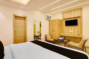 Deluxe Mohali Hotel HM Crystal