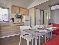 Comfy Mobile Home in Calig for 4