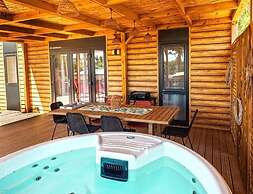 Comfy Mobile Home in Calig for 4