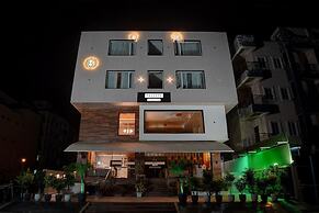 Palette Patel Nagar