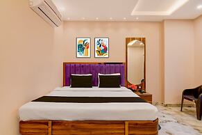Deluxe Tropicana Beach Resort
