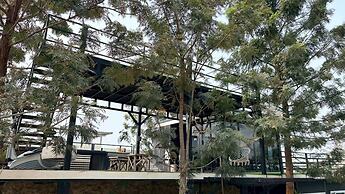 Inthanin Pool Villa