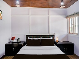 Super Deluxe Room 55 Pillars House