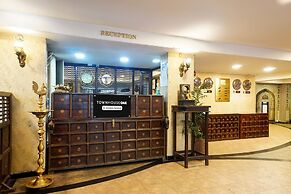 Super Townhouse Oak Prabhat Road