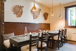 Super Townhouse Oak Prabhat Road