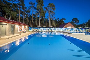 Comfortable Holiday Home, Summer Pool