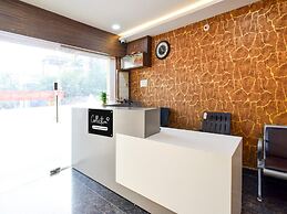 Deluxe Hotel Godavari