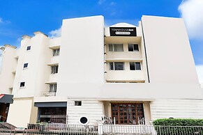 Super Townhouse Oak Vashi