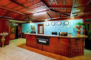 Premium Super Townhouse Mysore Central