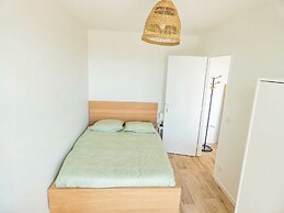 Private Room in a Shared Apartment - Bron