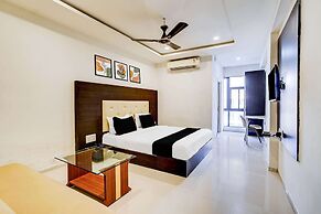 Deluxe Infocity Metrohotel Grand Krishna