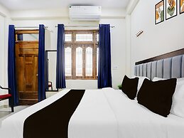 Classic With Balcony Collection O Lanka